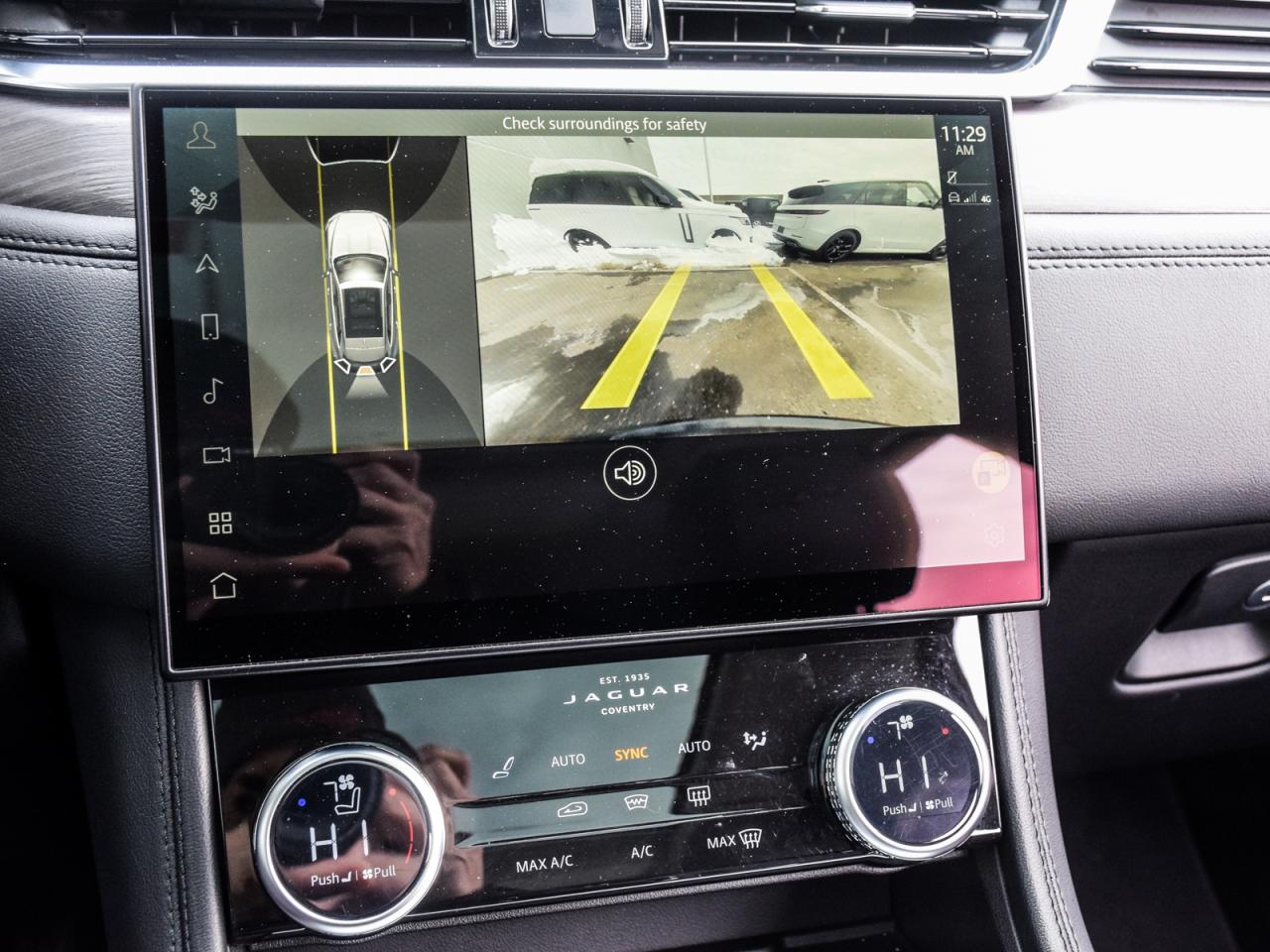 2023 Jaguar F-PACE S/ONE OWNER/DEALER MAINTAINED/EXECUTIVE FLEET Photo