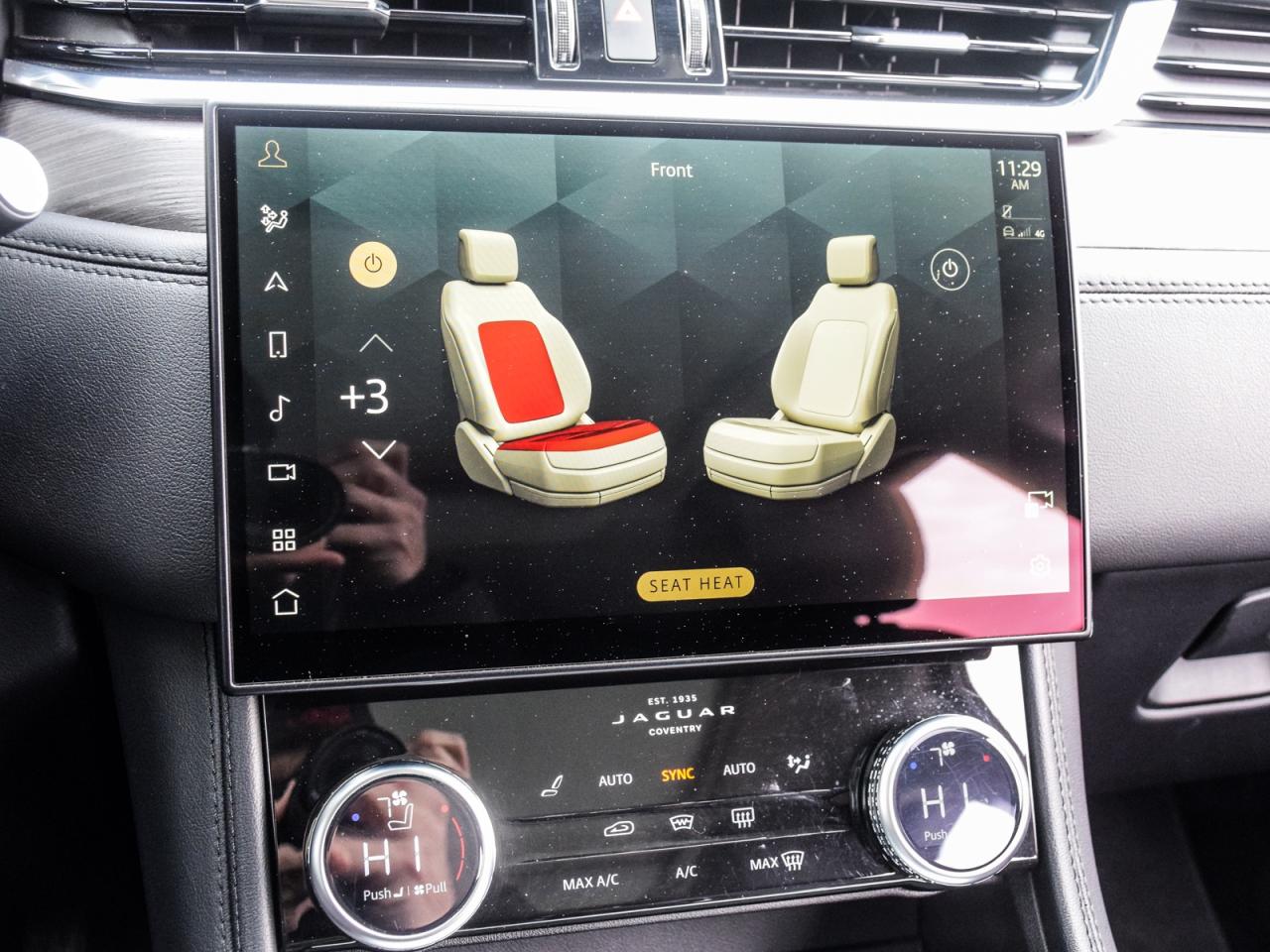 2023 Jaguar F-PACE S/ONE OWNER/DEALER MAINTAINED/EXECUTIVE FLEET Photo