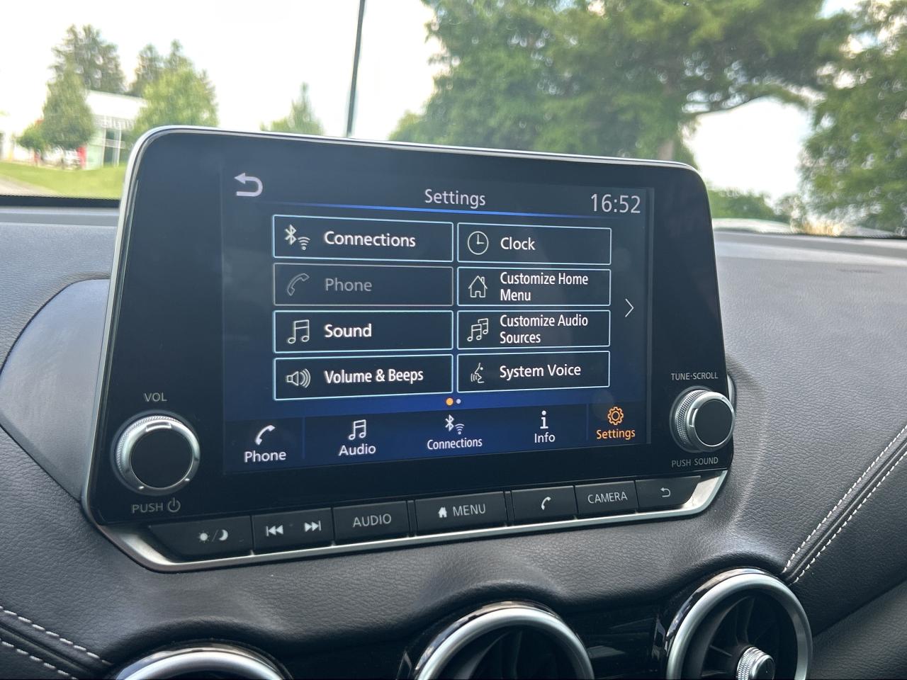 2022 Nissan Sentra SV CVT   Factory Warranty   Clean Carfax Photo