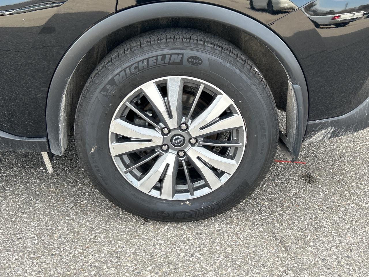 2023 Nissan Murano S 3.5L   Low KM   Clean Carfax Photo