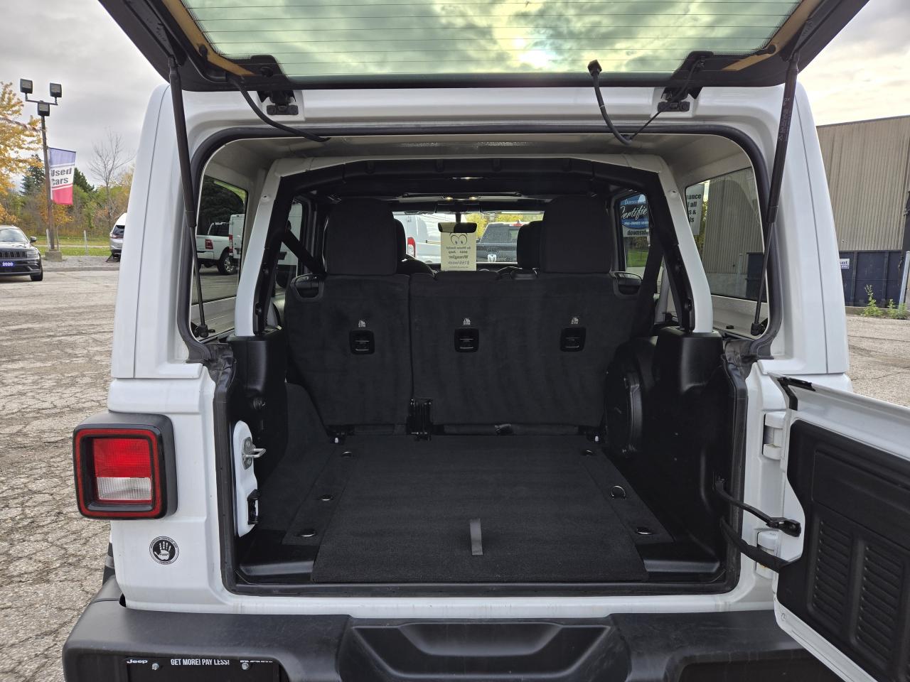 2023 Jeep Wrangler Sahara 4 Door 4x4 w/Body Colour Hard Top Photo