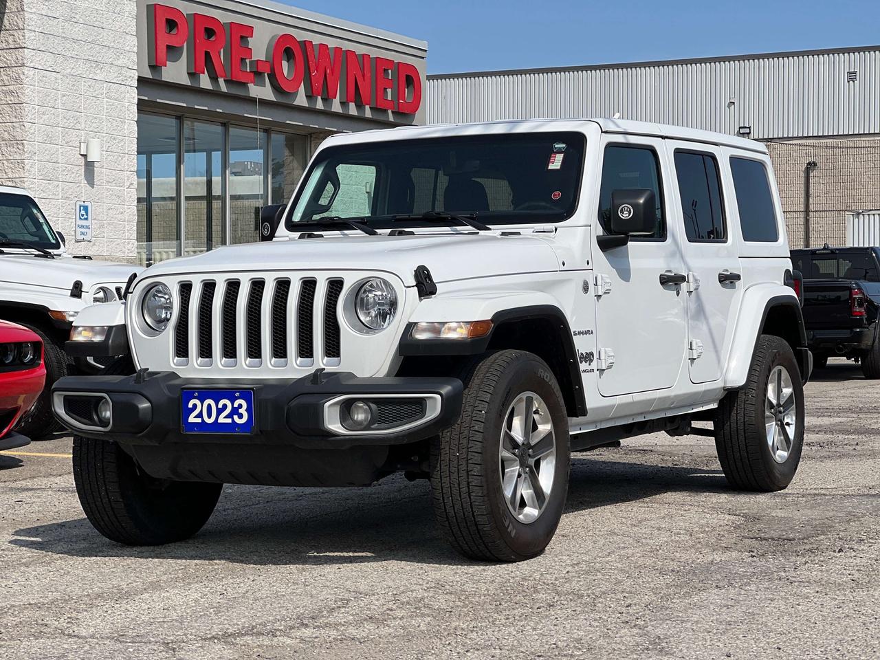2023 Jeep Wrangler Sahara 4 Door 4x4 w/Body Colour Hard Top Photo5