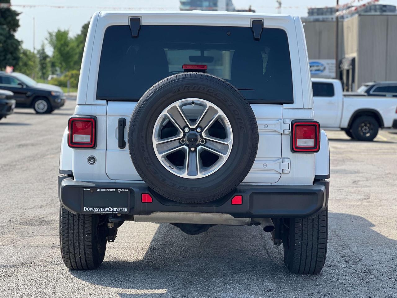 2023 Jeep Wrangler Sahara 4 Door 4x4 w/Body Colour Hard Top Photo