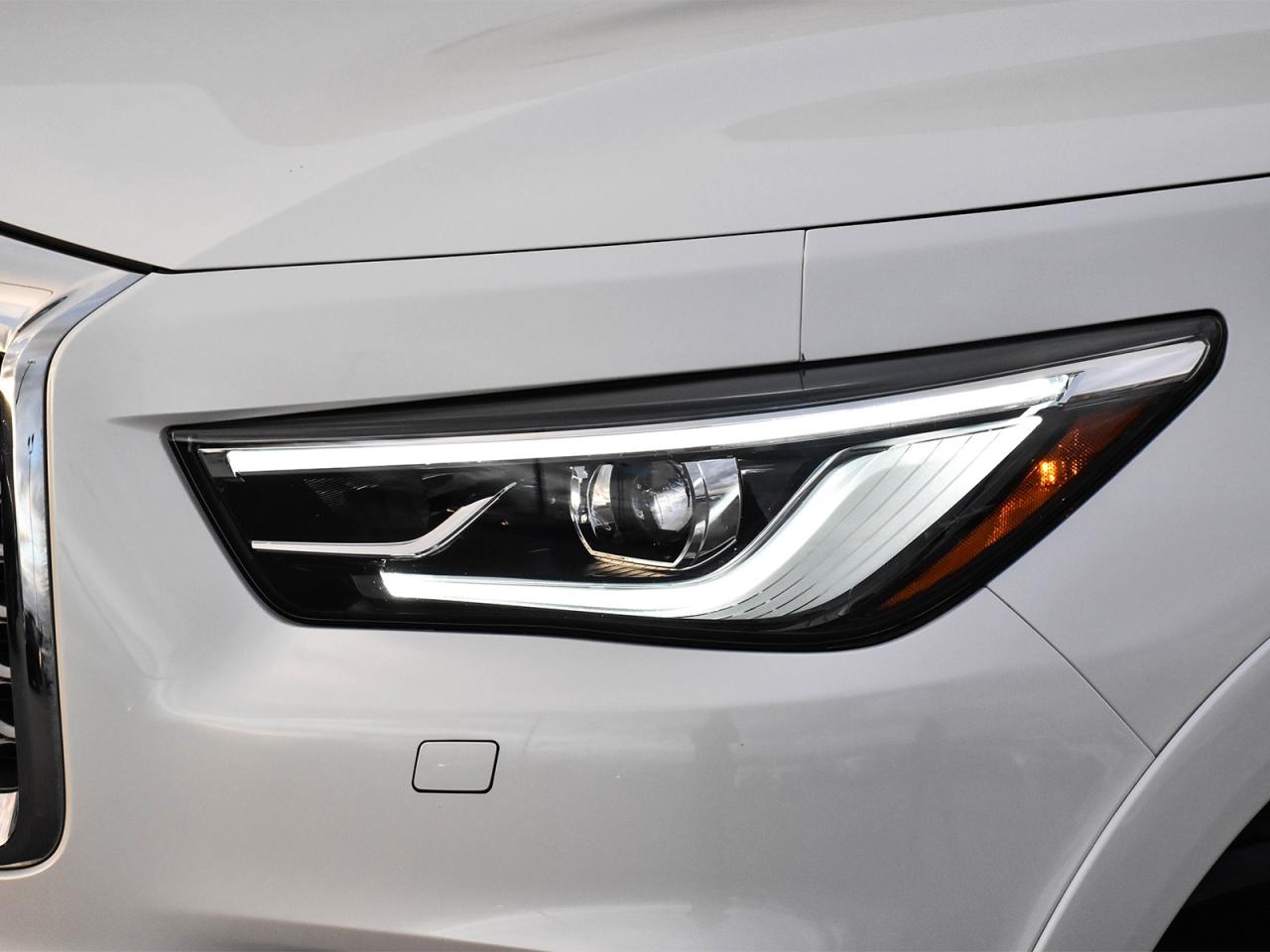 2022 Infiniti QX80 LUXE 7-Passenger Photo