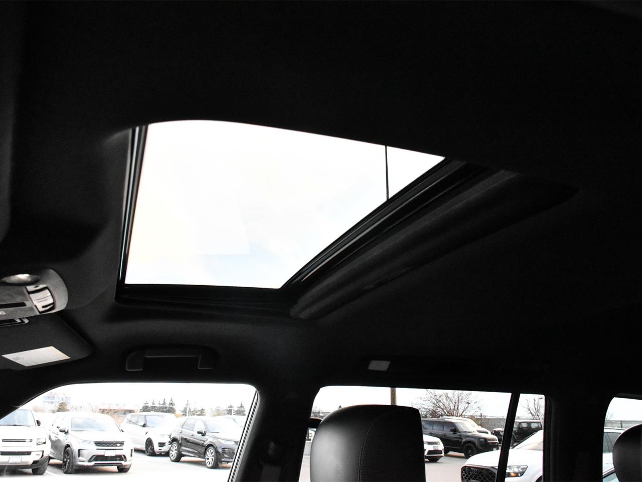 2022 Infiniti QX80 LUXE 7-Passenger Photo