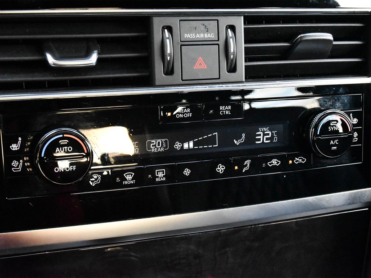 2022 Infiniti QX80 LUXE 7-Passenger Photo