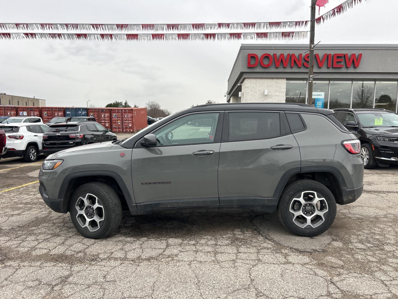 2022 Jeep Compass Trailhawk, Pano-Roof, GPS, Alpine Sound, Alexa Photo