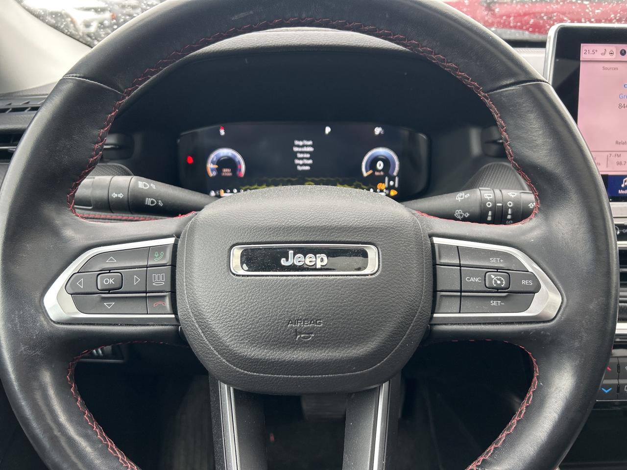 2022 Jeep Compass Trailhawk, Pano-Roof, GPS, Alpine Sound, Alexa Photo