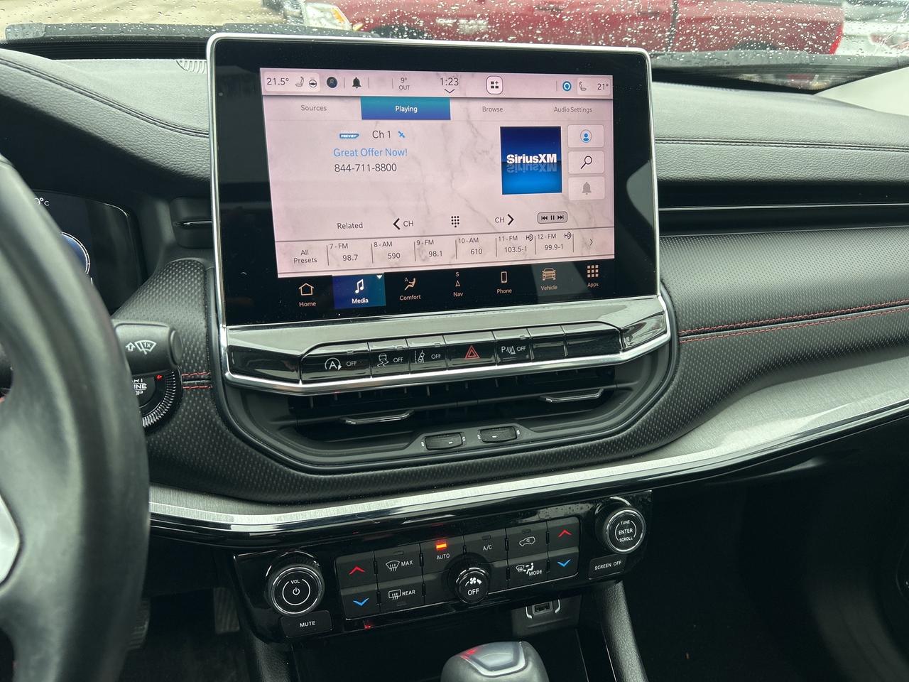 2022 Jeep Compass Trailhawk w/Dual Sunroof, GPS, Alpine Sound, Alexa Photo