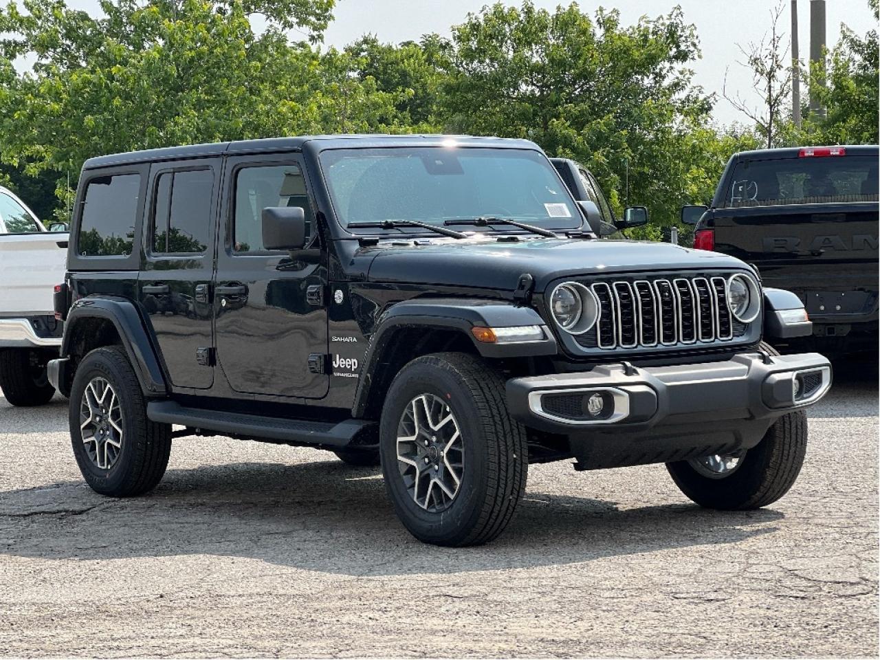 2025 Jeep Wrangler Sahara 4x4 w/Technology Group, Side Steps Photo