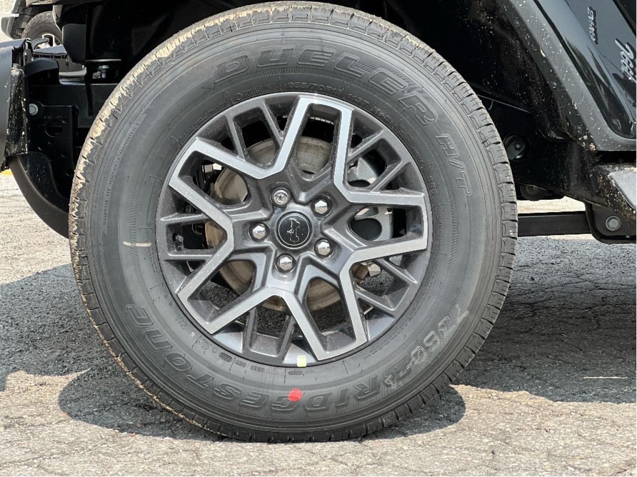 2025 Jeep Wrangler Sahara 4x4 w/Technology Group, Side Steps Photo