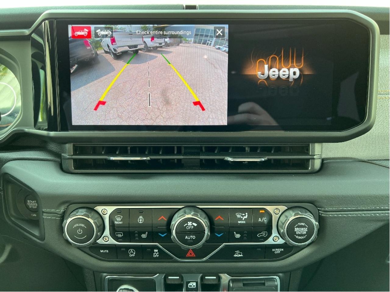 2025 Jeep Wrangler Sahara 4x4 w/Technology Group, Side Steps Photo