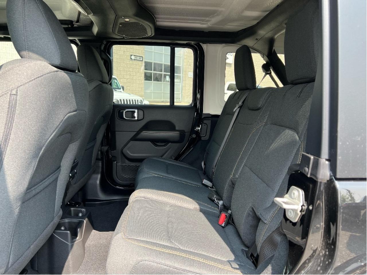 2025 Jeep Wrangler Sahara 4x4 w/Technology Group, Side Steps Photo