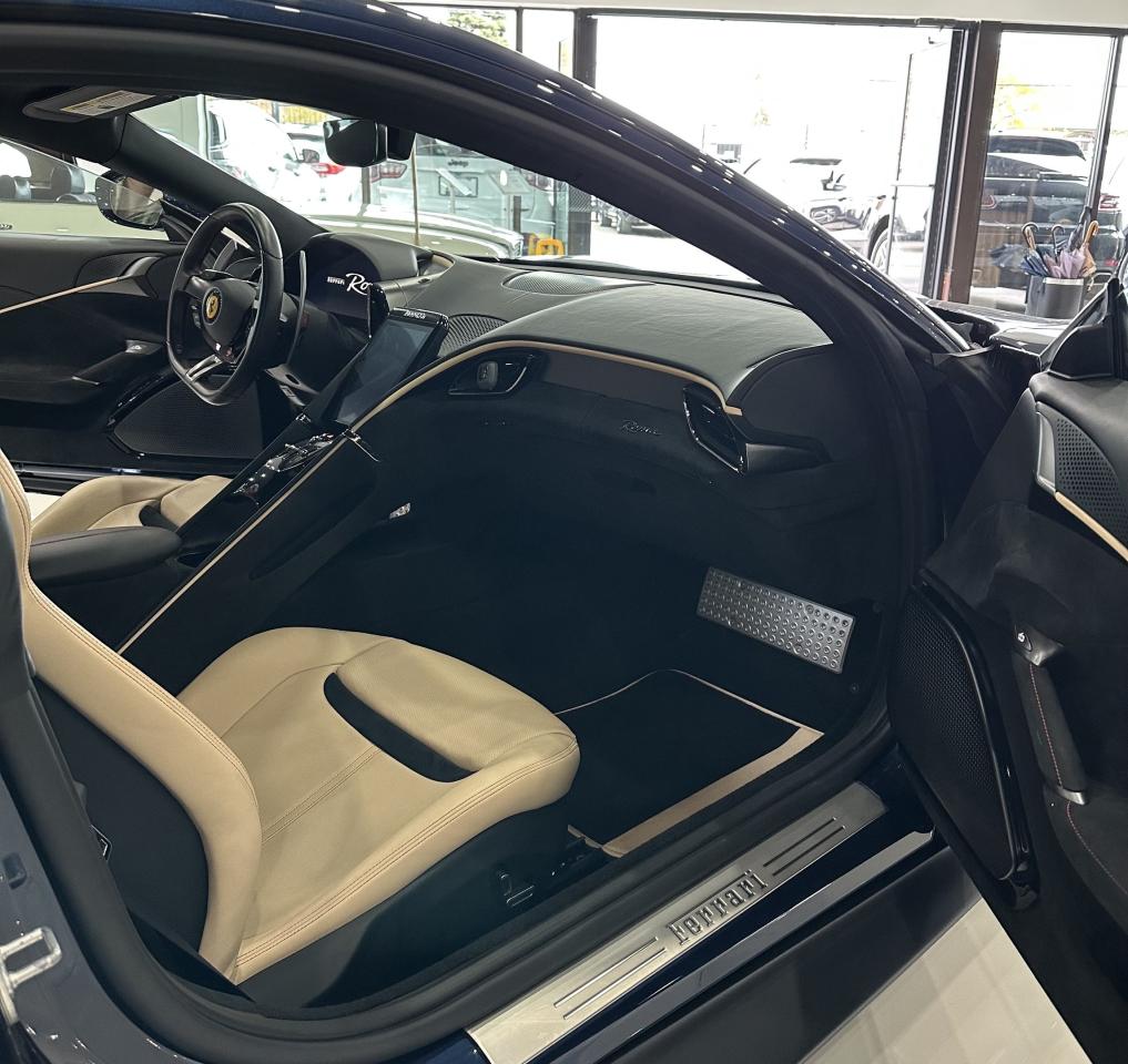 2021 Ferrari Roma 612 HP / VERY LOW KM / 1 OWNER / NO ACCIDENTS / 3. Photo