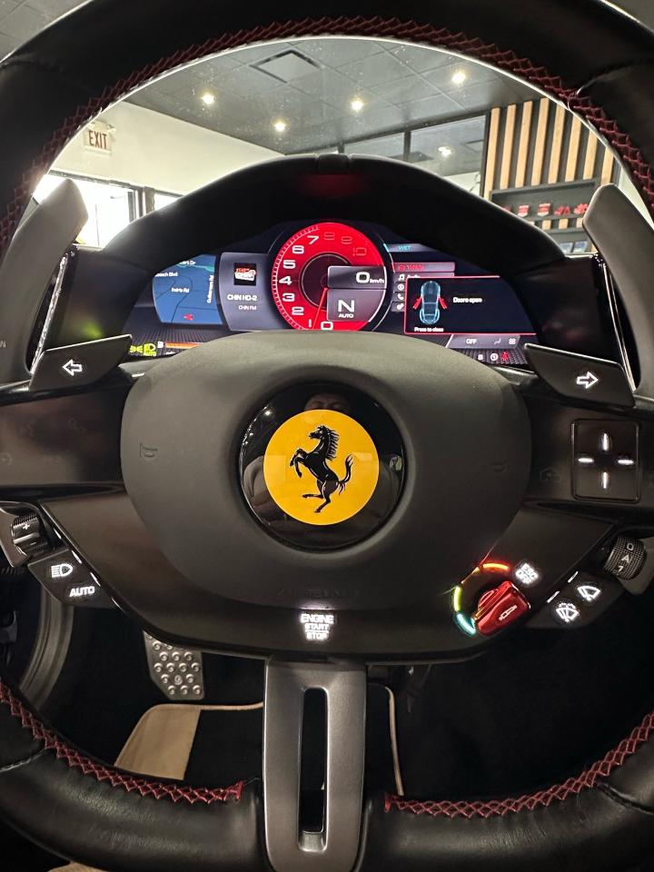 2021 Ferrari Roma 612 HP / VERY LOW KM / 1 OWNER / NO ACCIDENTS / 3. Photo