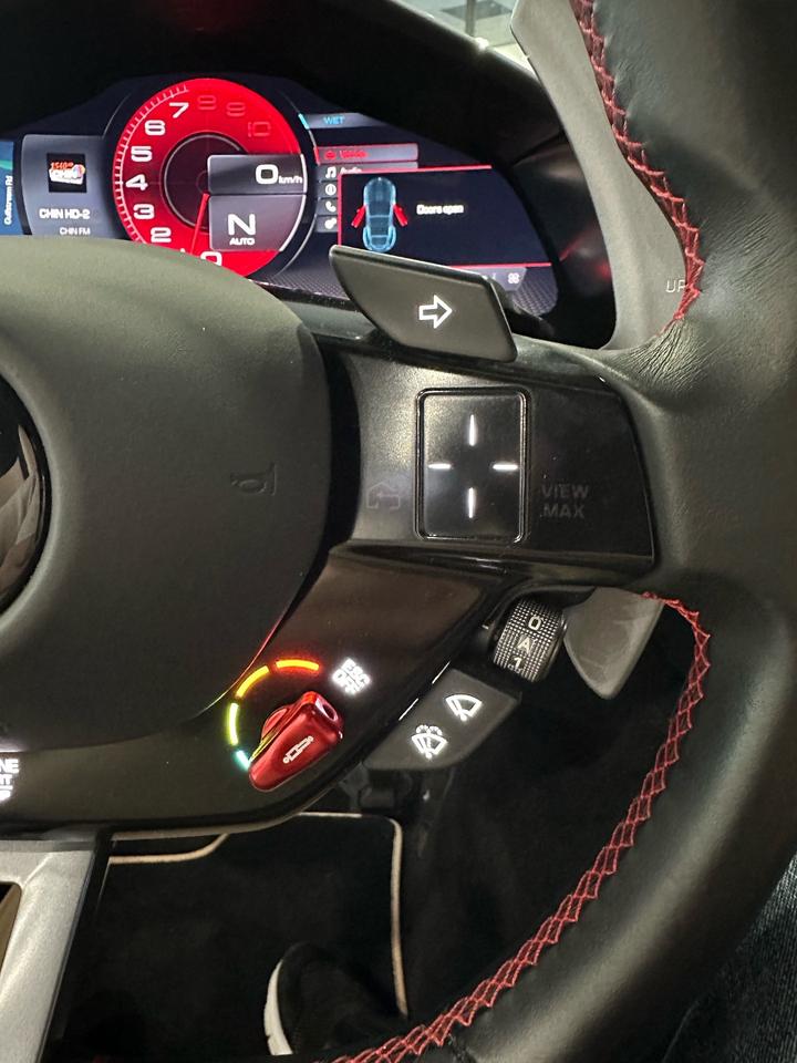 2021 Ferrari Roma 612 HP / VERY LOW KM / 1 OWNER / NO ACCIDENTS / 3. Photo