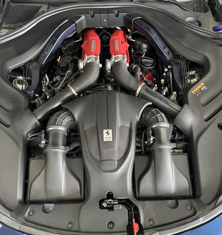 2021 Ferrari Roma 612 HP / VERY LOW KM / 1 OWNER / NO ACCIDENTS / 3. Photo