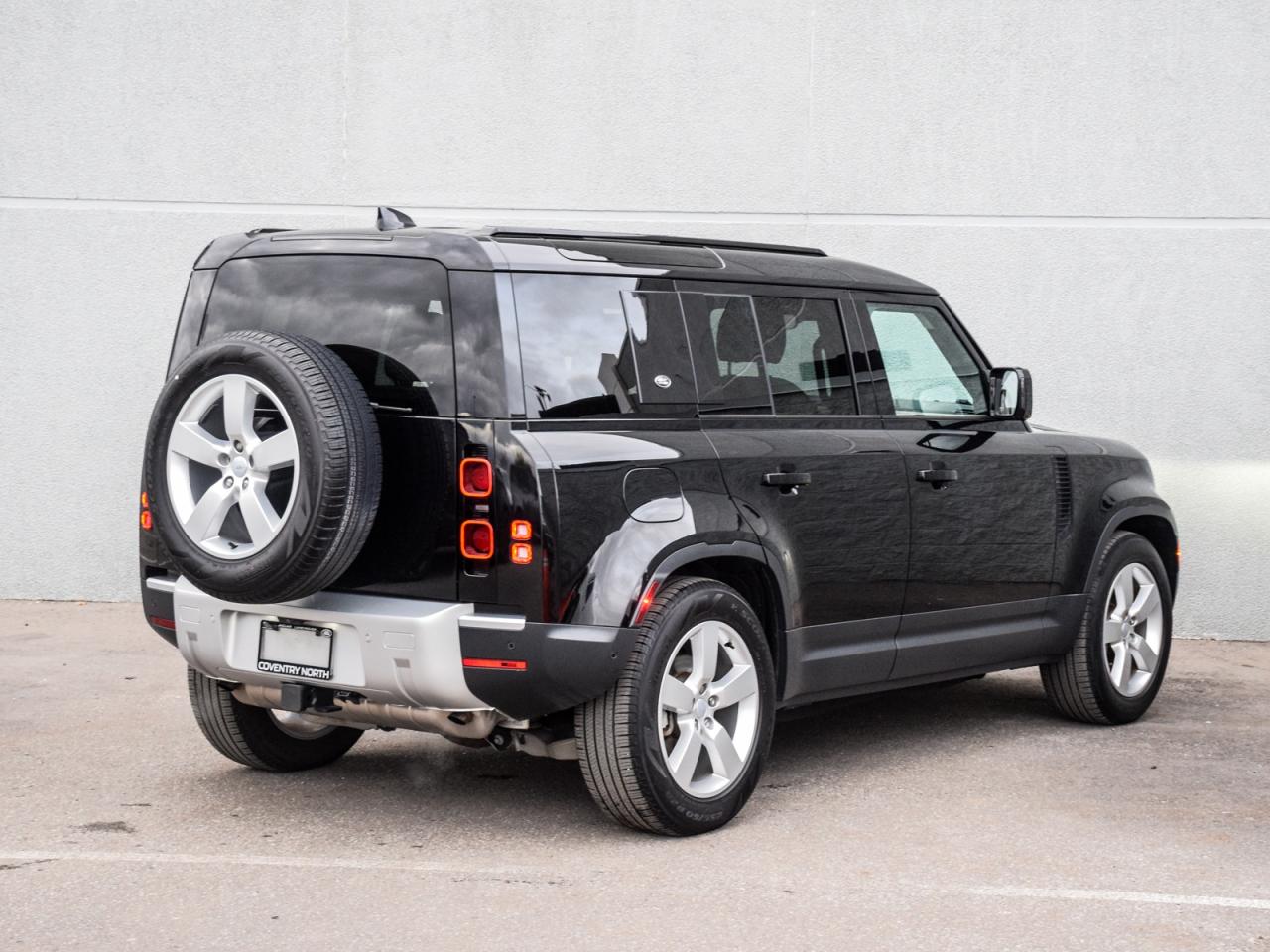 2024 Land Rover Defender S Photo