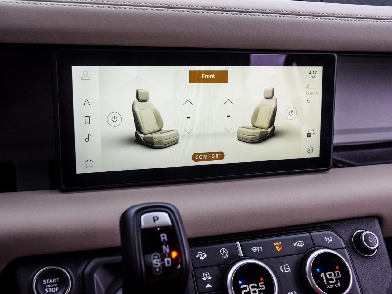 2024 Land Rover Defender S Photo