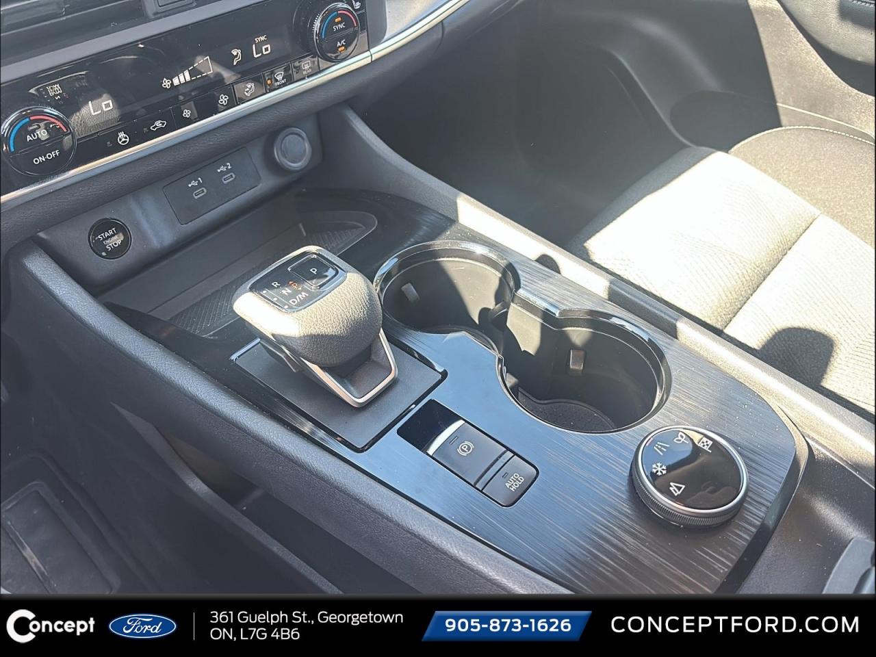 2024 Nissan Rogue SV   LOW MILEAGE   MOONROOF   ALLOY WHEELS Photo