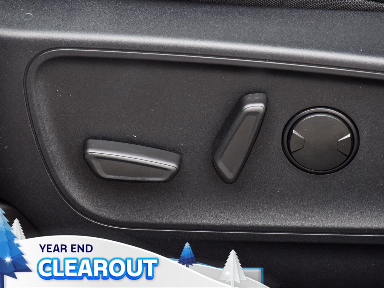 2025 Ford Escape ST-Line AWD Photo