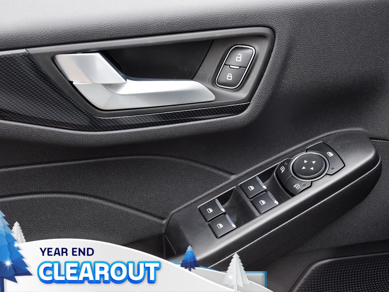 2025 Ford Escape ST-Line AWD Photo