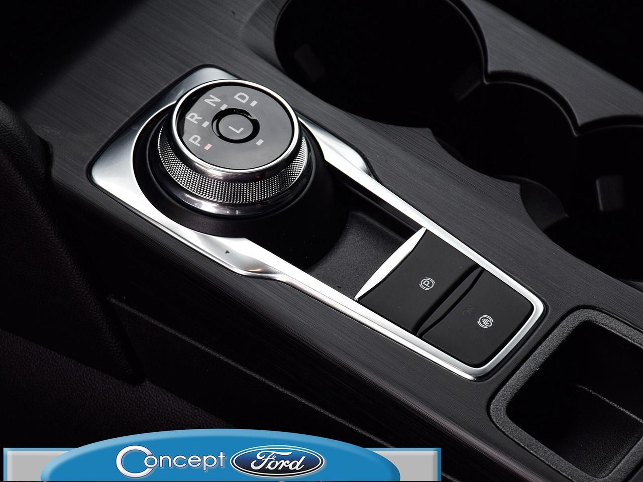 2025 Ford Escape ST-Line Photo