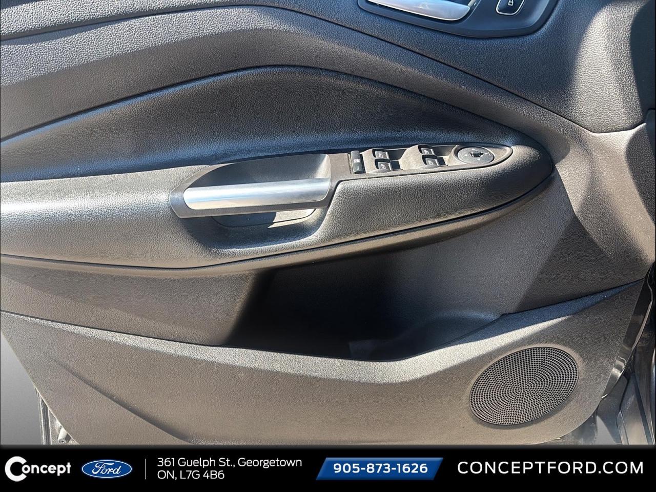 2018 Ford Escape 1 OWNER   SERVICE RECORDS   ALLOYS Photo