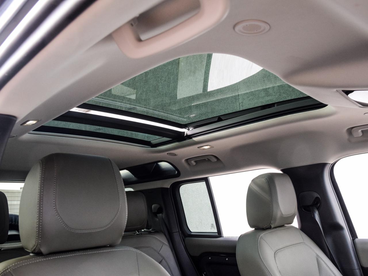 2023 Land Rover Defender 110 S AWD Photo