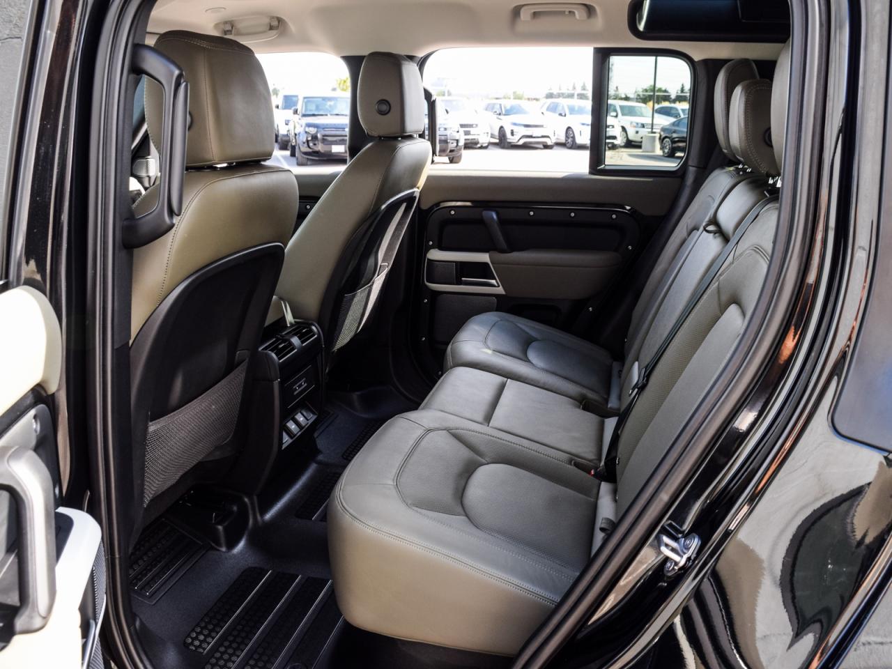 2023 Land Rover Defender 110 S AWD Photo