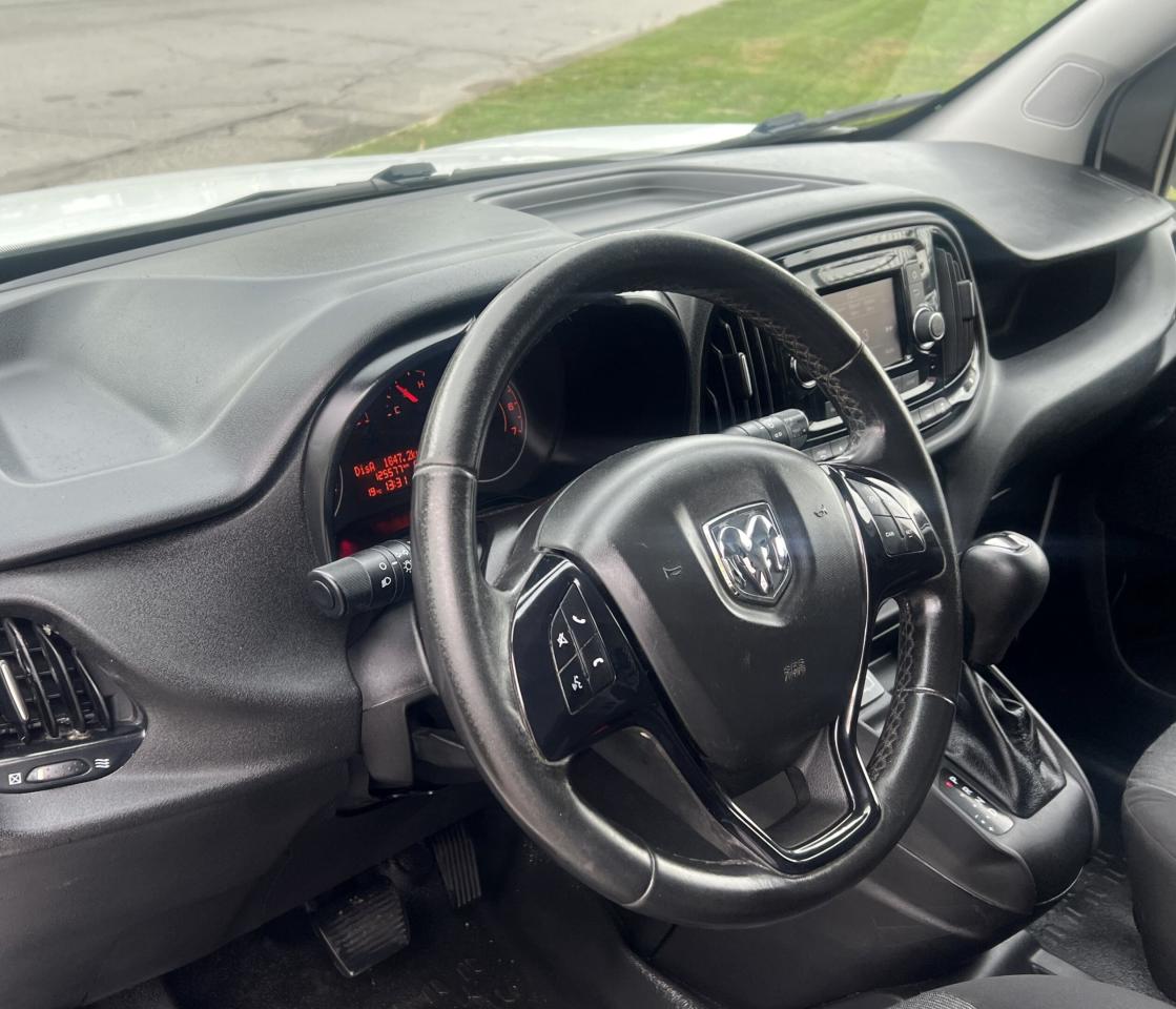 2020 RAM ProMaster City Cargo Van SLT *NO ACCIDENTS / 1 OWNER / BACKUP CAM Photo2