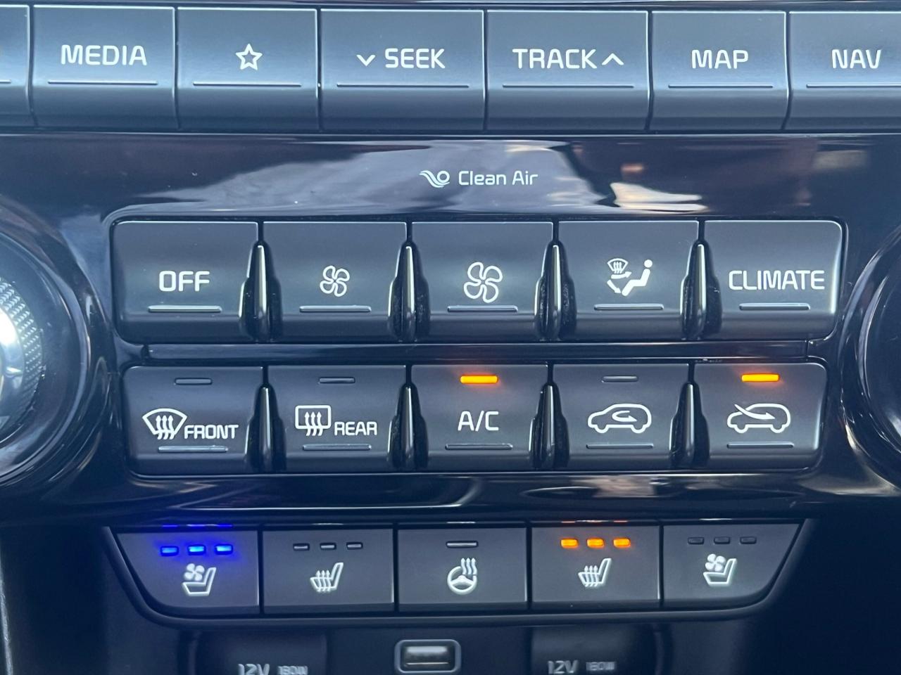 2020 Kia Sportage SX-T AWD * NO ACCIDENTS / CARPLAY / CAMERA / PANO Photo