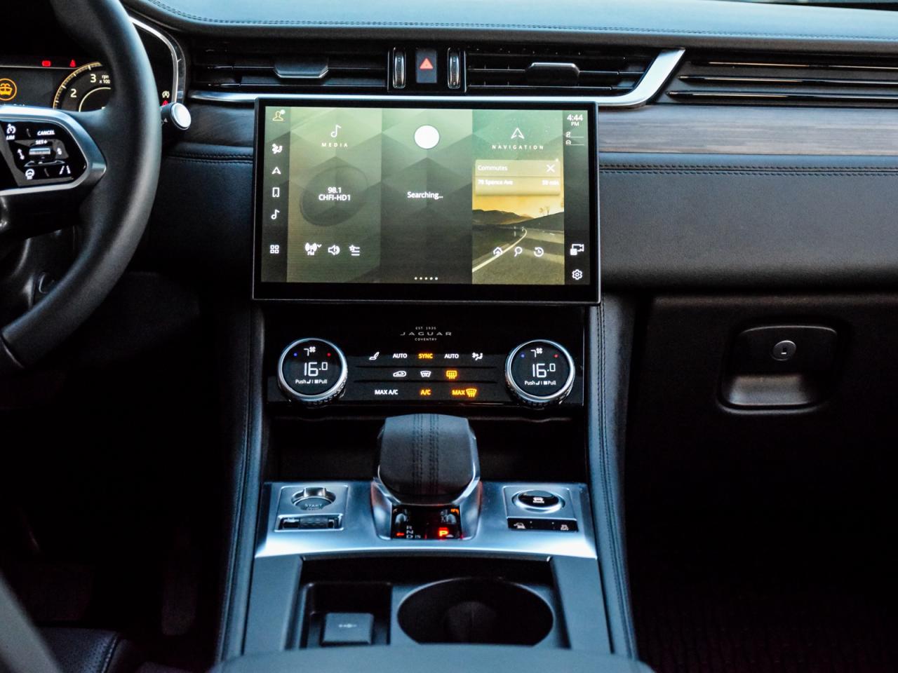 2023 Jaguar F-PACE S Photo