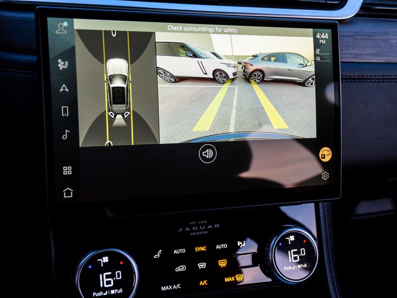 2023 Jaguar F-PACE S Photo