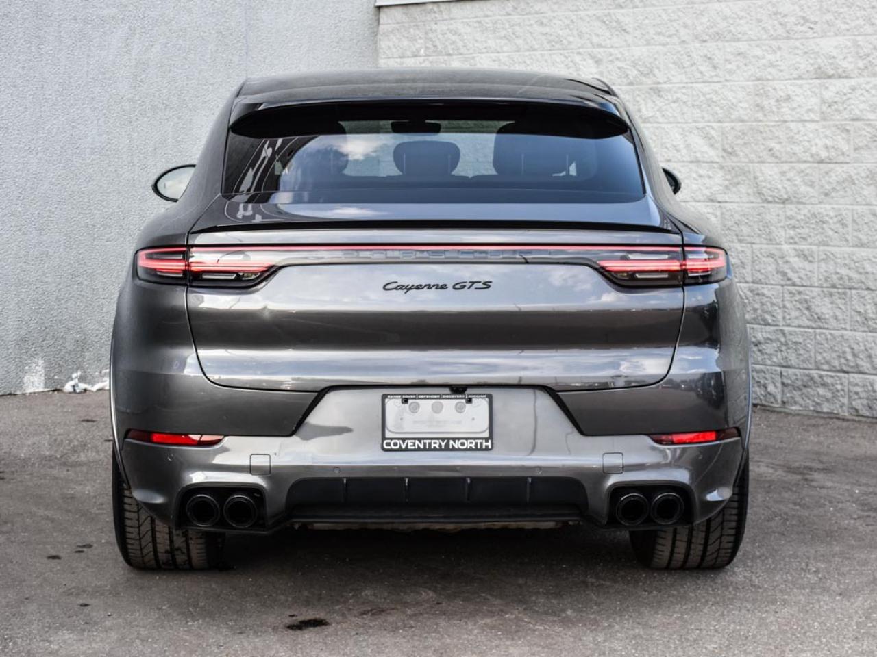 2022 Porsche Cayenne COUPE LOADED Photo4