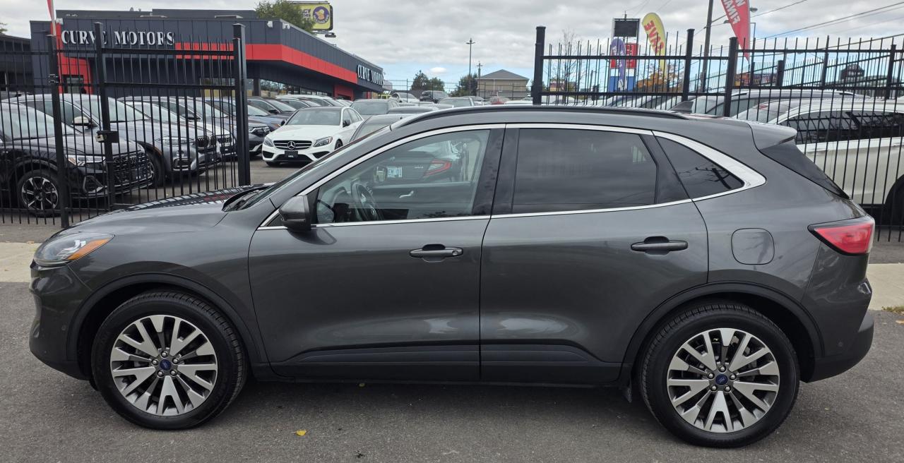 2020 Ford Escape Titanium Hybrid AWD * DRIVER ASSIST / CARPLAY / CA Photo