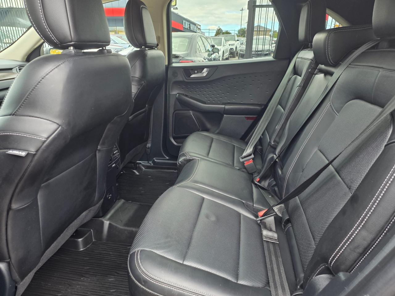 2020 Ford Escape Titanium Hybrid AWD * DRIVER ASSIST / CARPLAY / CA Photo