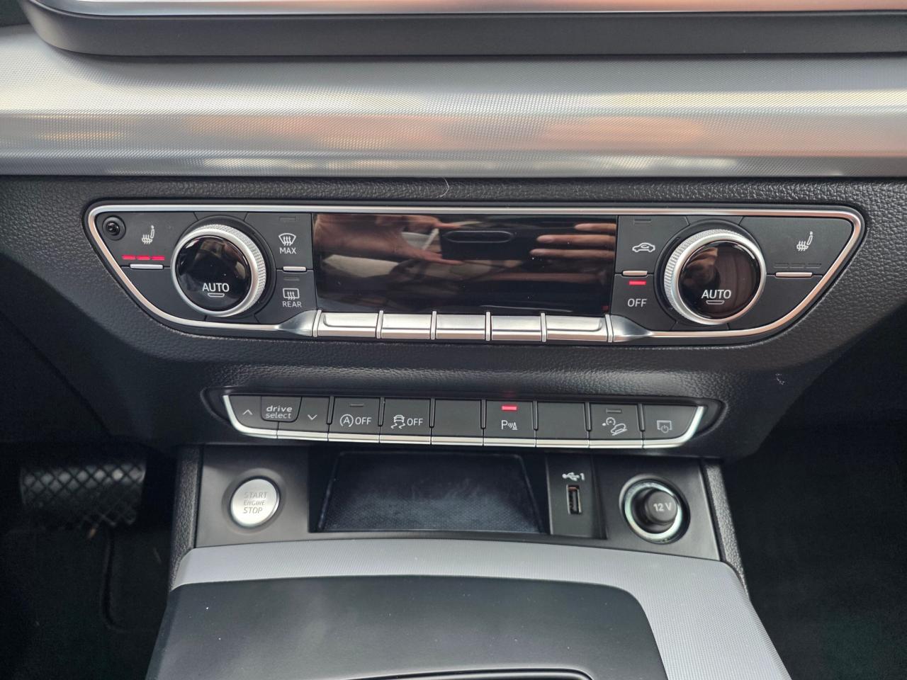 2021 Audi Q5 Progressiv 45 S-LINE * NO ACCIDENTS / BROWN INT / Photo