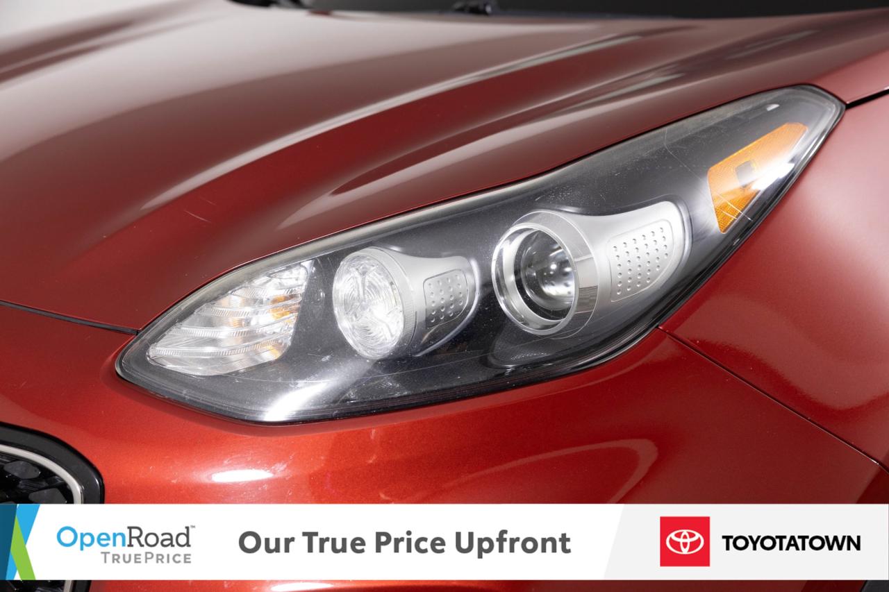 2019 Kia Sportage LX! LOADED! ACCIDENT FREE! Photo