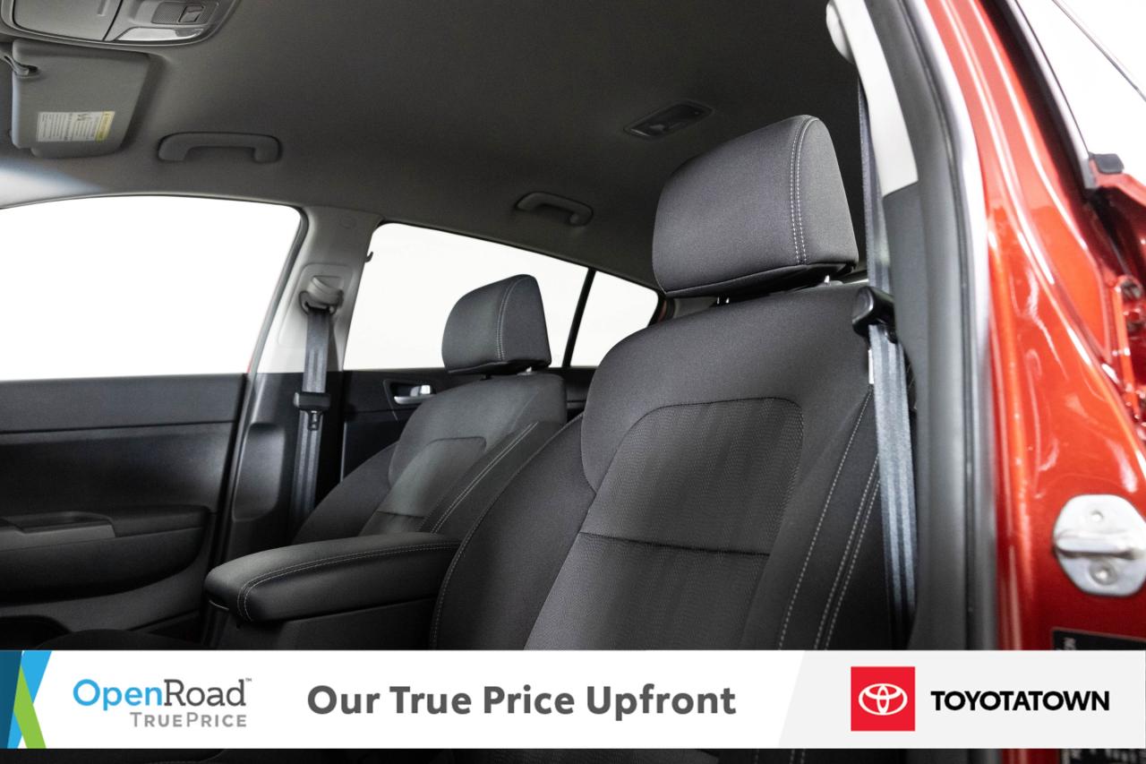 2019 Kia Sportage LX! LOADED! ACCIDENT FREE! Photo