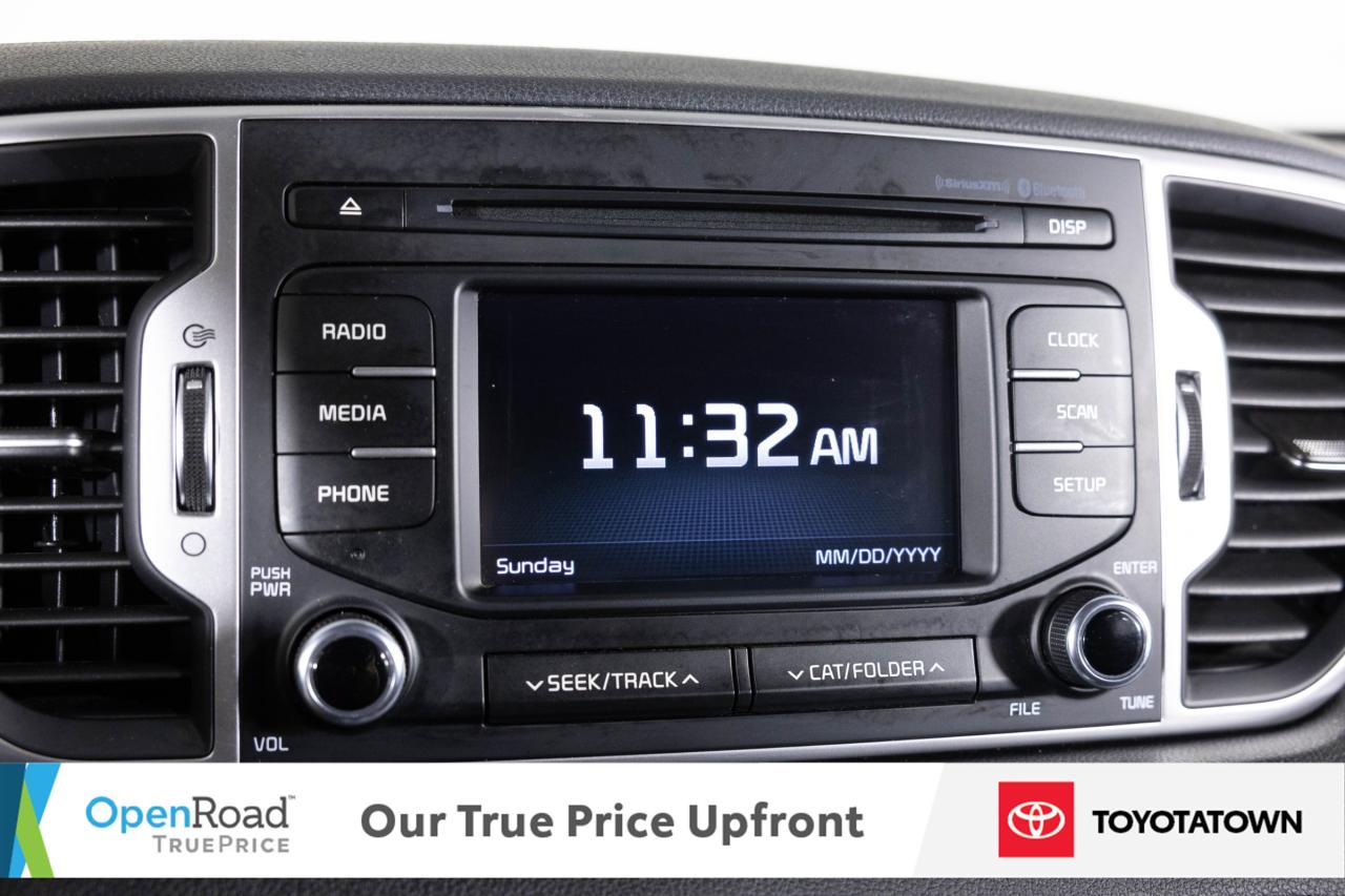 2019 Kia Sportage LX! LOADED! ACCIDENT FREE! Photo