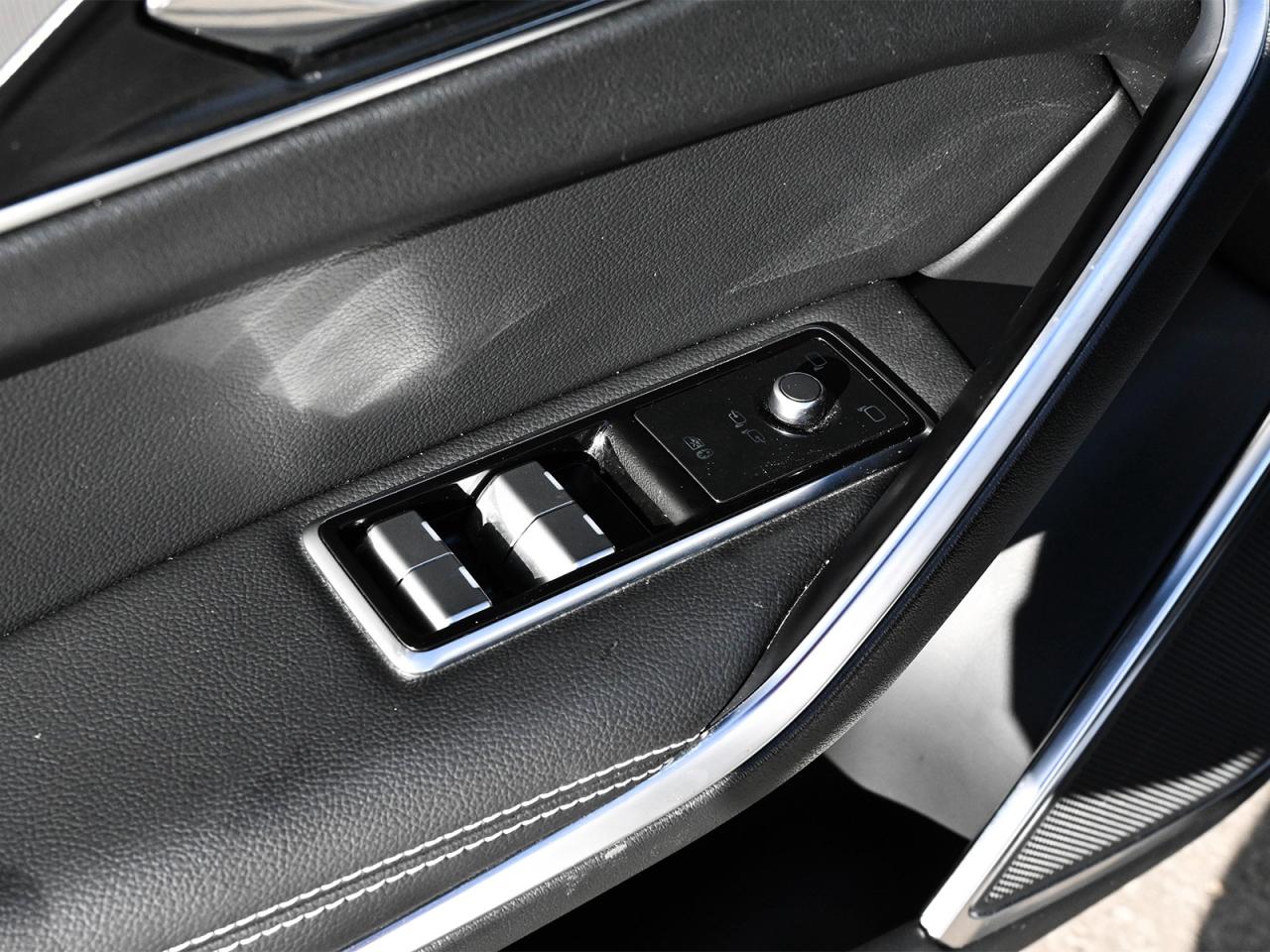 2024 Jaguar F-PACE P250 R-Dynamic S/LOW K/DLR MAINTAINED/ONE OWNER Photo