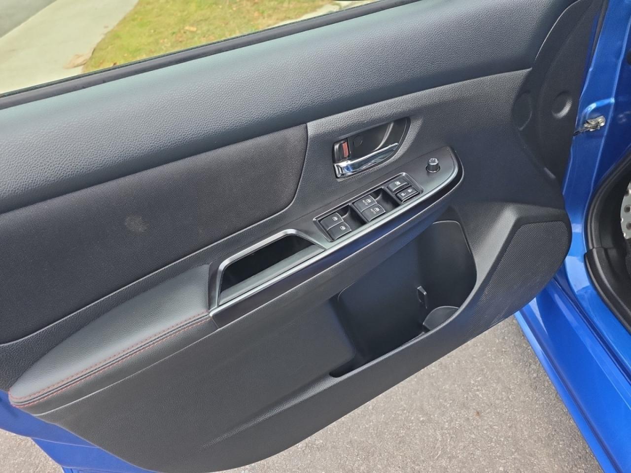 2019 Subaru WRX Manual * LOW KM / CARPLAY / BACKUP CAMERA / HEATED Photo