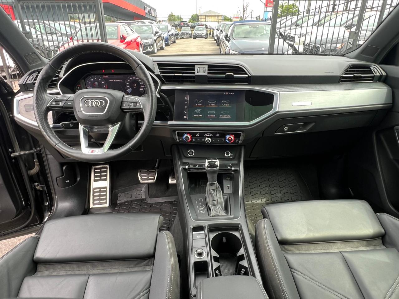 2021 Audi Q3 Progressiv S-Line Black Optics * DIGITAL DASH / CA Photo2