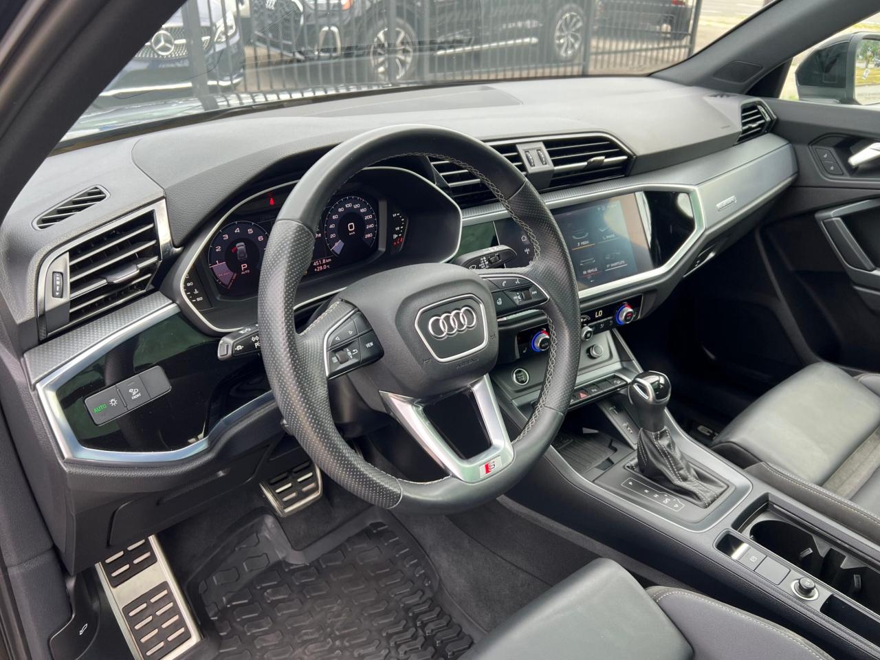 2021 Audi Q3 Progressiv S-Line Black Optics * DIGITAL DASH / CA Photo
