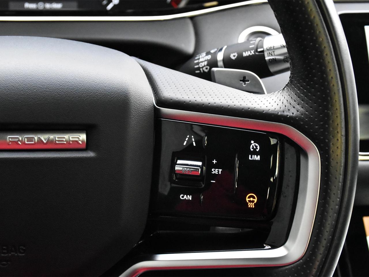 2022 Land Rover Range Rover Evoque R-DYNAMIC SE Photo