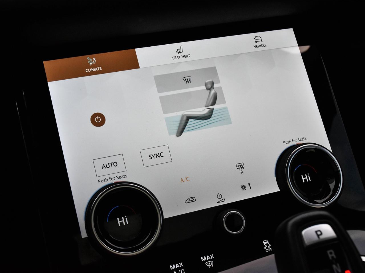 2022 Land Rover Range Rover Evoque R-DYNAMIC SE Photo