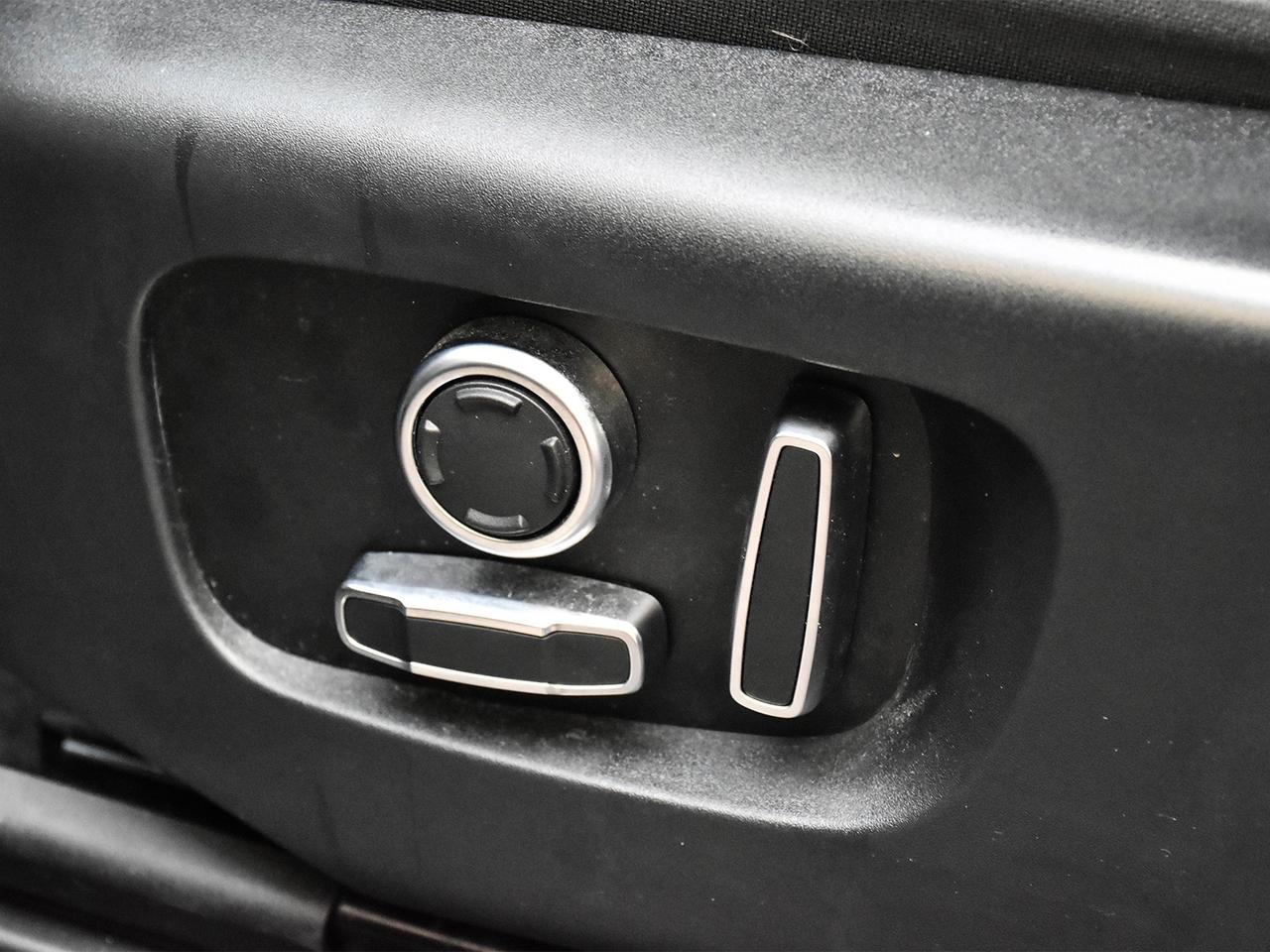 2022 Land Rover Range Rover Evoque 1 OWNER R-DYNAMIC BLACK PACK LOADED ! Photo