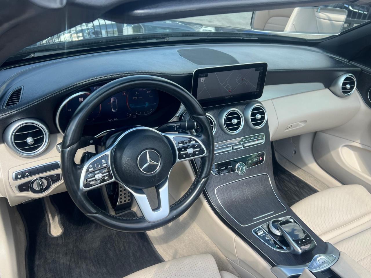 2022 Mercedes-Benz C-Class C 300 4MATIC Cabriolet * DRIVER ASSIST / CARPLAY / Photo2