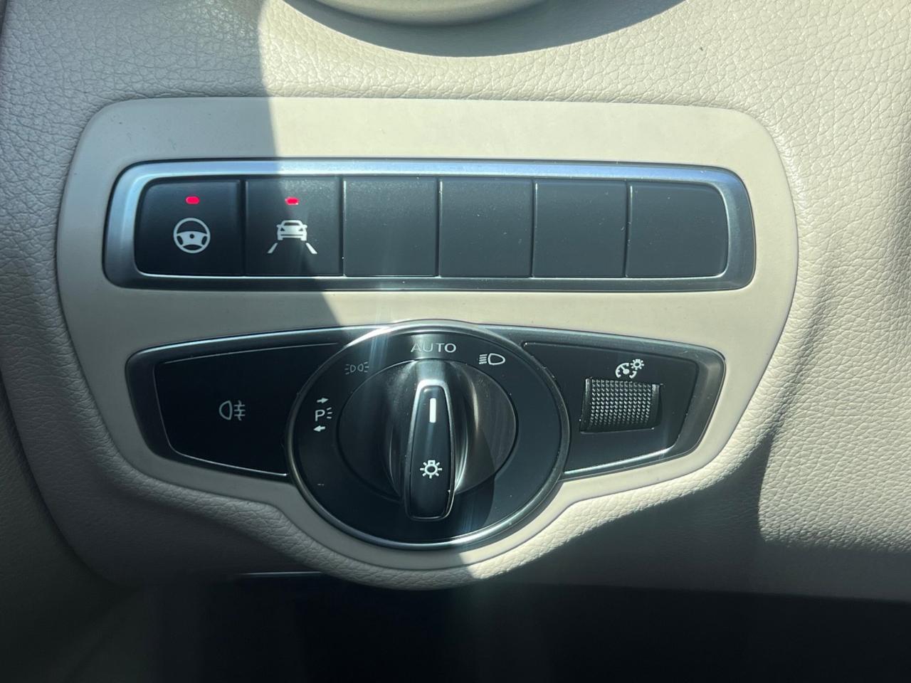 2022 Mercedes-Benz C-Class C 300 4MATIC Cabriolet * DRIVER ASSIST / CARPLAY / Photo